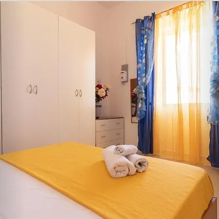 Casa Indipendente A 20m Dal Mare Holiday home Villanova di Ostuni