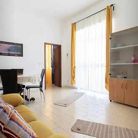 Nyaraló Casa Indipendente A 20m Dal Mare *